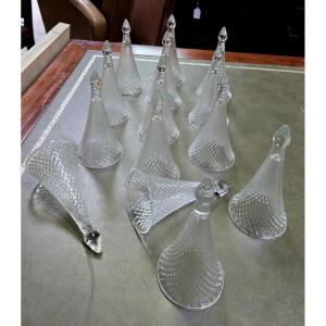 Set Of 16 Molded Glass Champagne Flutes
