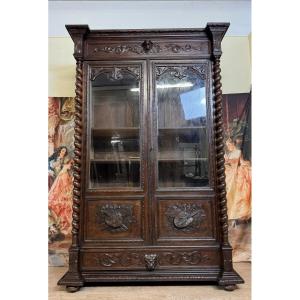 Renaissance Style Hunting Lodge Library In Carved Oak