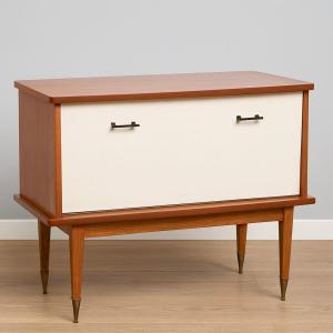 Vintage Mid-century Style Bar Cabinet From The 1950s–60s