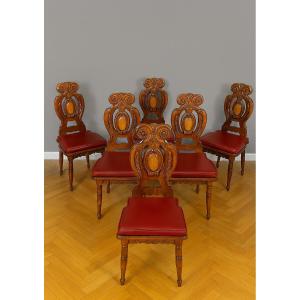 Set Of 6 Italian Renaissance Style Chairs In Finely Carved Solid Walnut 