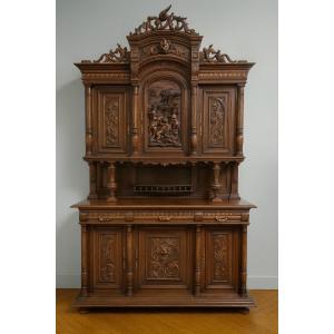 Important Two-part Buffet In Solid Walnut, Richly Carved In The Pure Renaissance Style