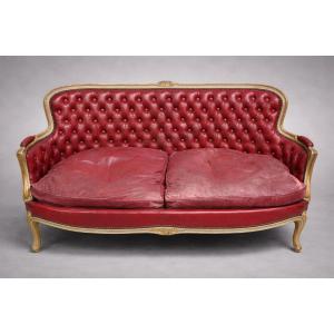 Canapé Corbeille Style Louis XV à Dossier Mouvementé, En Cuir Capitonné