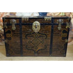 Rare Metal Travel Trunk With A Faux Wood Finish – Napoleon III Period