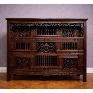 19th Century Asia: Antique Cabinet Carved In Mahogany (chinese Or Indochinese Art) 