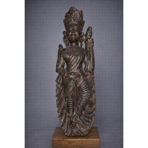 Orientalist Religious Figure. Period: 19th Century. Carved Wood. Height: 84 Cm  
