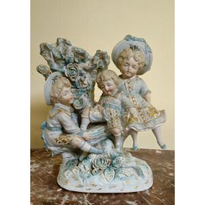 Antique Porcelain Figurine – Group Of Children – Decorative Vase –