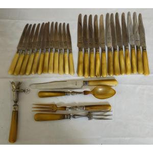 Antique Dinner Service With Horn Handles, Embossed Silver Ferrules, La Panthère Knives