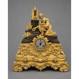 Large, Richly Ornamented Early 19th Century Clock In Gilt Bronze With Patina.