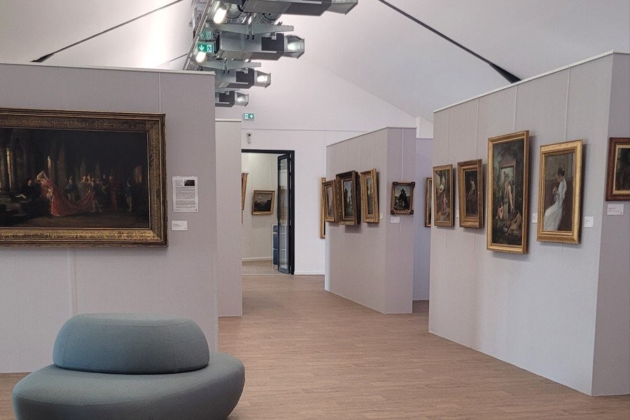 Tomaselli Collection