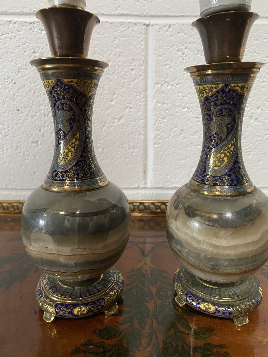 COPPIA DI PICCOLI VASI ONICE E SMALTO CLOISONNÉ-photo-2