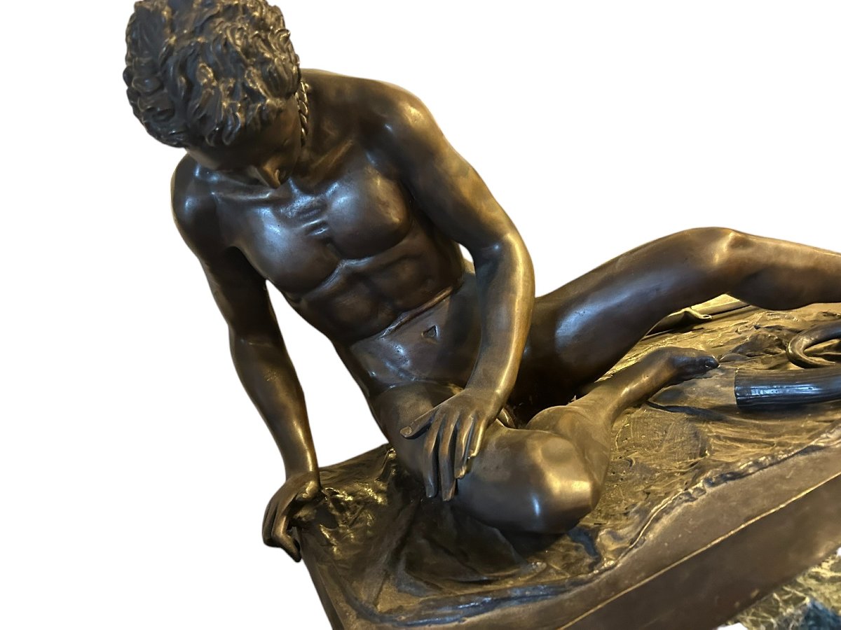 BRONZO DI GRANDI DIMENSIONI RAPPRESENTANTE GALATA MORENTE -photo-2