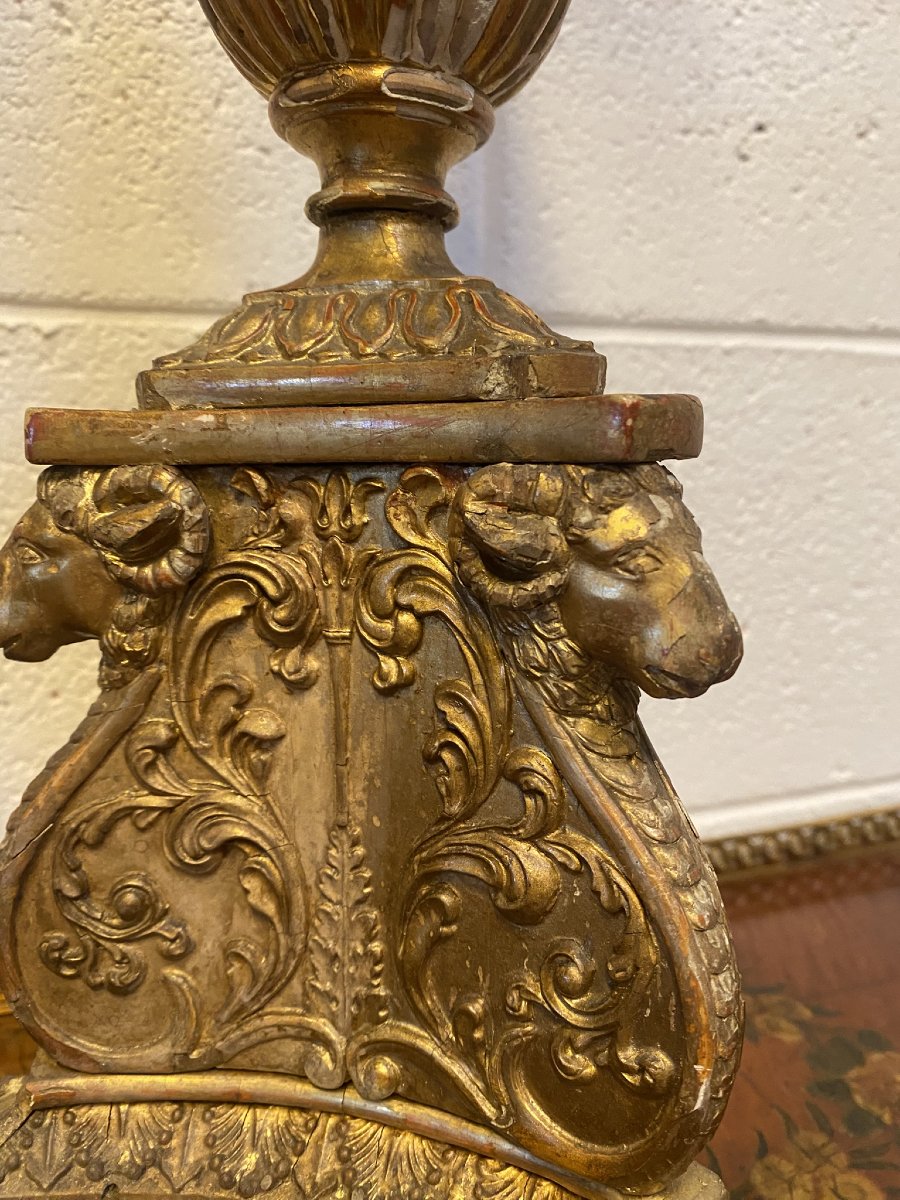 COPPIA DI CANDELABRI IN LEGNO E "PASTIGLIA" DORATI-photo-4