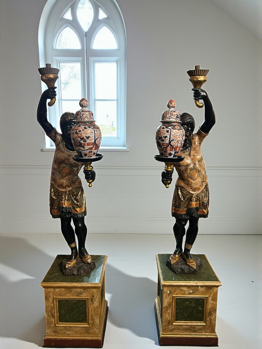 COPPIA DI MORI VENEZIANI LACCATI E DORATI 