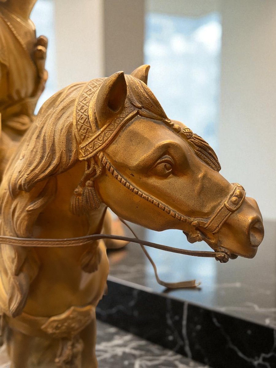 OROLOGIO IN BRONZO DORATO RAFF. PERSONAGGIO ORIENTALE A CAVALLO-photo-2