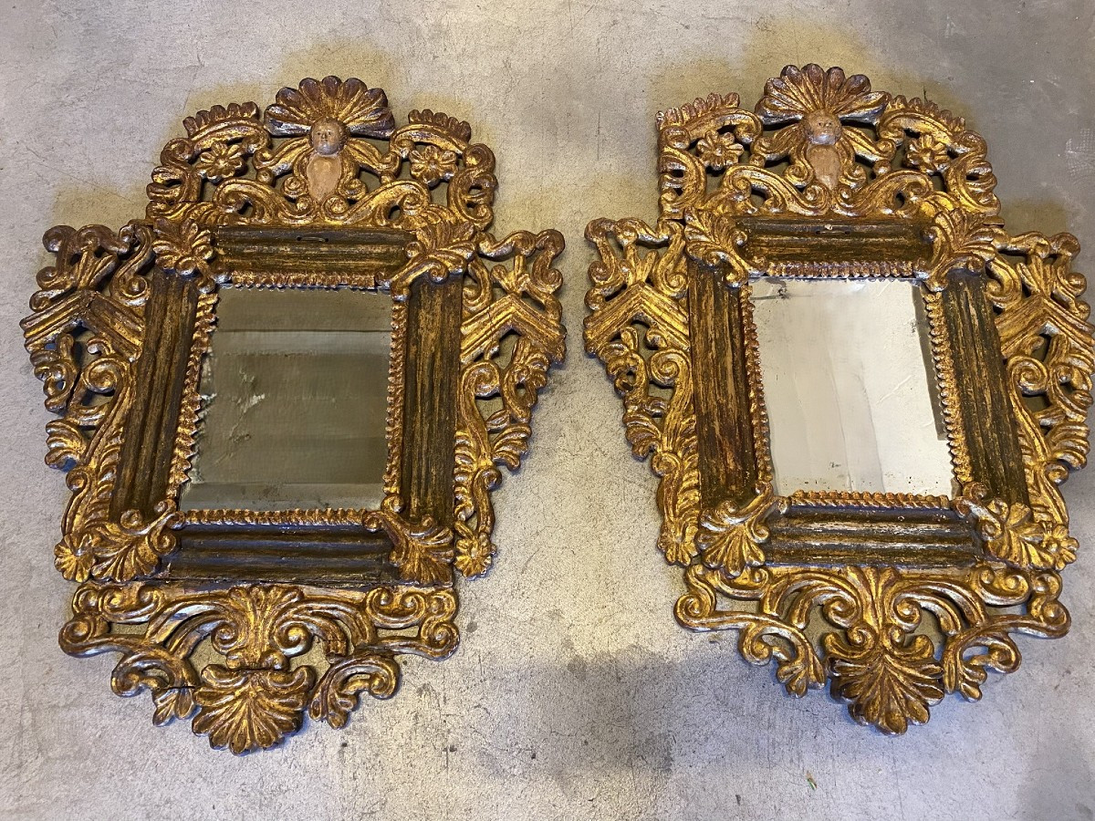 COPPIA DI SPECCHIERE IN LEGNO DORATO 