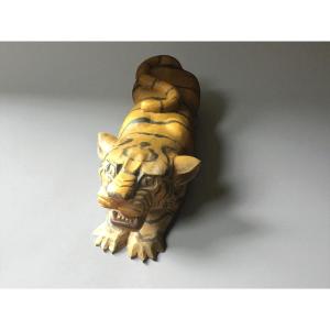 SCULTURA IN LEGNO LACCATO RAFFIGURANTE TIGRE