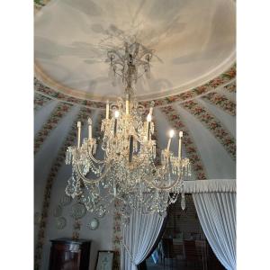 GRANDE LAMPADARIO IN CRISTALLO