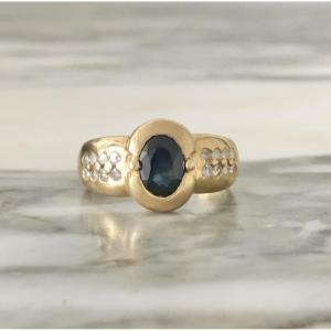 Ring In 18k Yellow Gold With Sapphire And Diamonds