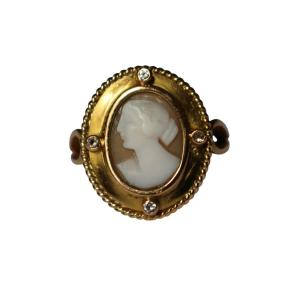 Antique Shell Cameo Ring On Yellow Gold