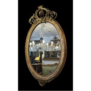 19th Century Oval Gilded Wooden Mirror