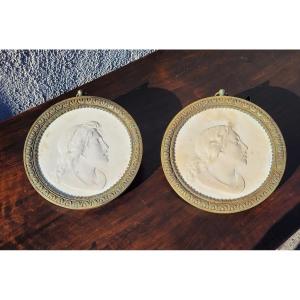 Two Bronze  Framed Sculpted Marble Profiles, Diam 27cm, Early 19th Century