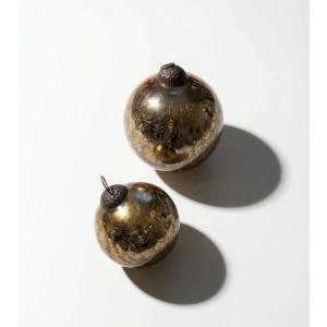 Set Of 2 Antique Christmas/forgiveness Baubles In Eglomisé Glass - 20th Century