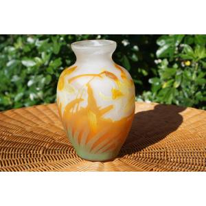 Gallé Vase Decorated With Daffodils
