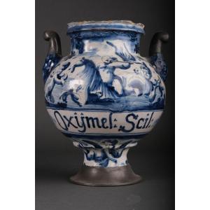 Medicine Jar, Majolica, Savona 17th Century