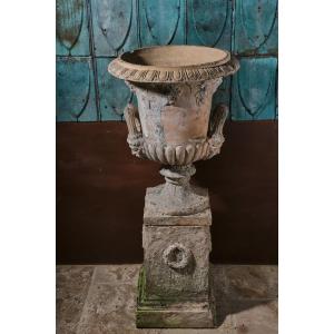 Large Terracotta Vase In The "medicis" Shape, Doulton Manufactory, England, 19th Century