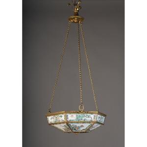 Rare Chinese Porcelain Lamp With Charles X Bronze Mount, Paris, Early 19th Century