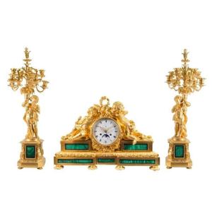 Pendule De Cheminée Française Ancienne Avec Bougeoirs Et Bronze Doré Jade Vert Malachite 