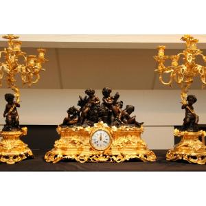 Unique Bronze Trim Of Unprecedented Fine Quality 