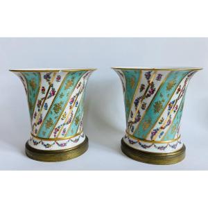 Sevres XVIIe Par Of Planters In Sogt Porcelain