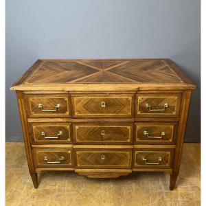Louis XVI Commode With Central Projection, 19th Century 