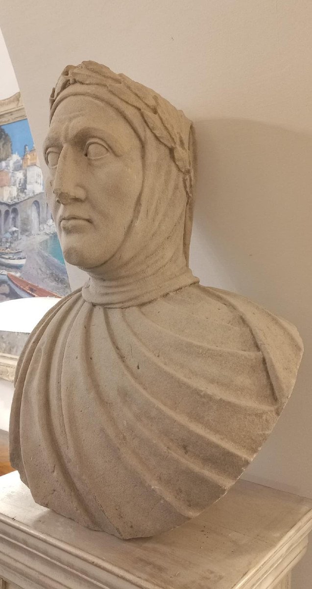 Busto di Francesco Petrarca-photo-1