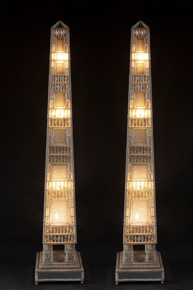 Coppia di monumentali ed eleganti lampade da terra a forma di obelisco-photo-4