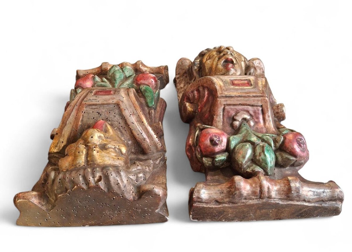 Coppia di sculture a lesena in legno-photo-1