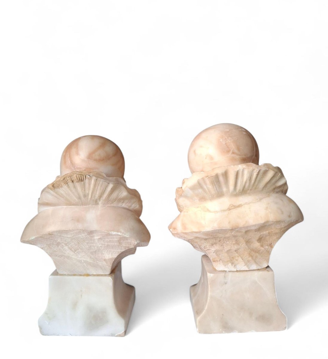 Coppia di sculture raffiguranti Pierrot-photo-3