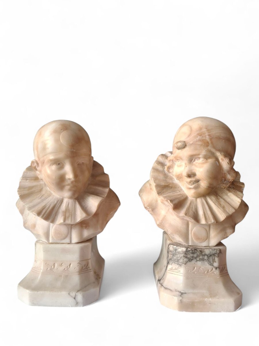 Coppia di sculture raffiguranti Pierrot-photo-3