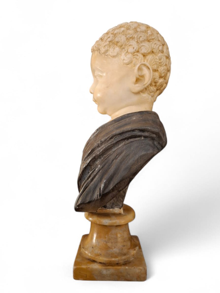 Busto di bambino nei fasti dell'antico-photo-3
