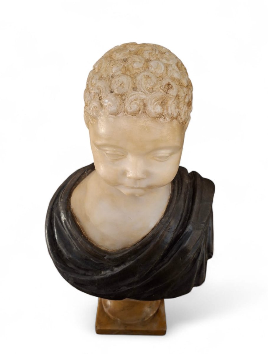 Busto di bambino nei fasti dell'antico-photo-4