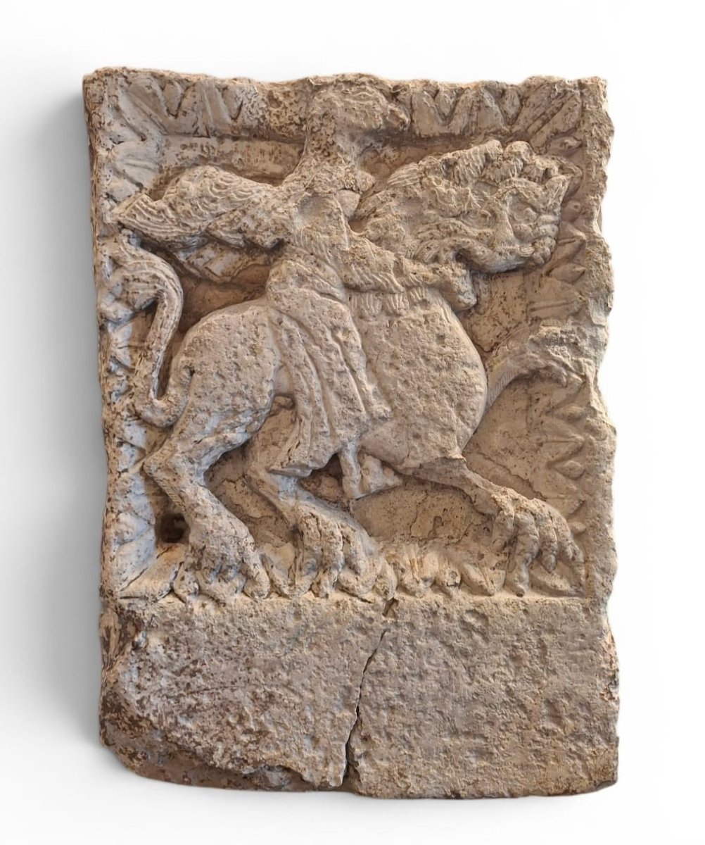 Bassorilievo medievale