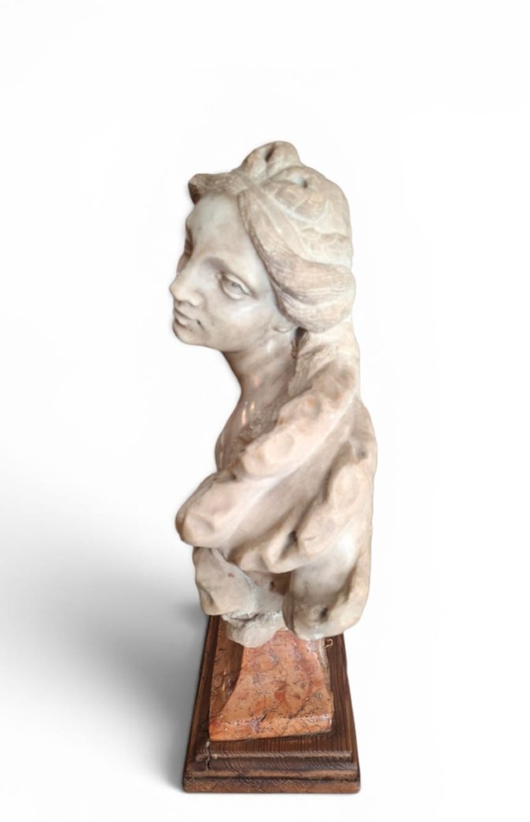 Busto raffigurante figura femminile-photo-4