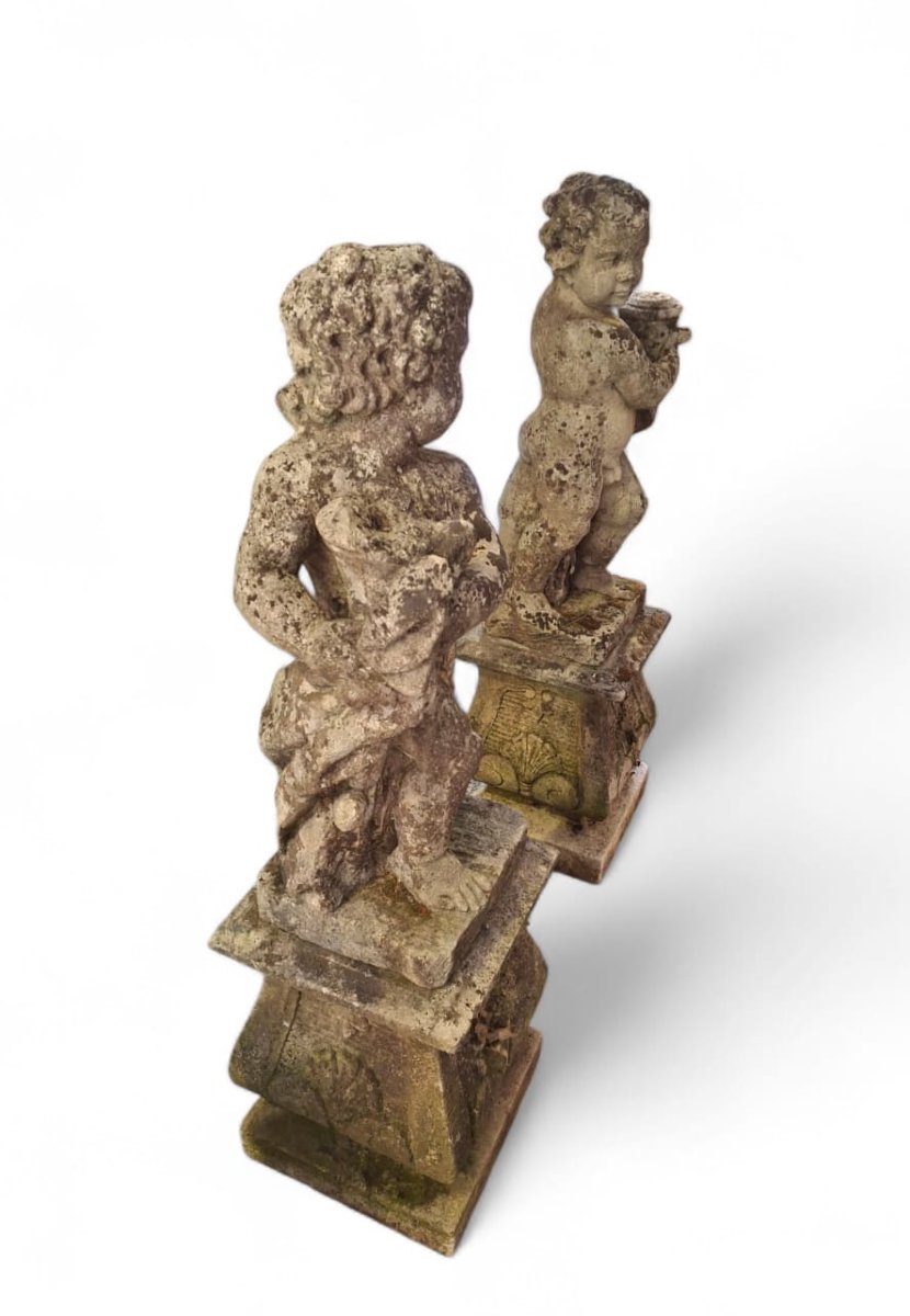 Coppia di putti in pietra di Vicenza con basi-photo-3