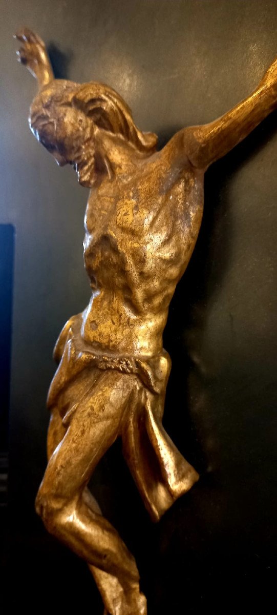 Cristo in legno intagliato e dorato, secolo XVII-photo-3