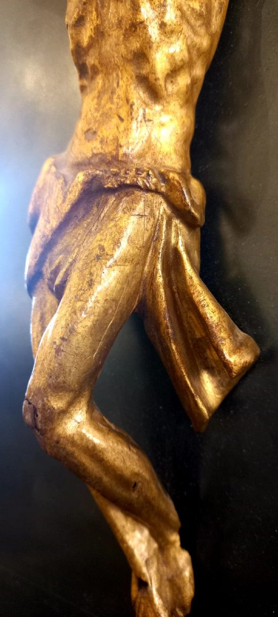 Cristo in legno intagliato e dorato, secolo XVII-photo-2