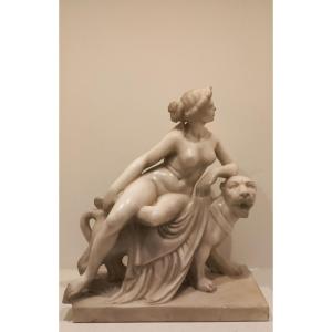 Arianna sulla pantera, scultura in marmo bianco