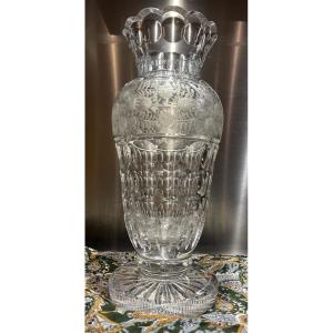 Val Saint Lambert Large Vase, 'wheel-engraved Decoration' Of Flowers And Garlands, Circa 1900