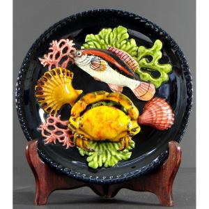Vallauris, 1950s, Trompe l'Oeil Plate Decor Fish, Crab, Shells, Coral.