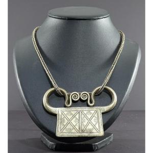 Vietnam Or Laos, Hmong Ethnic Group, Rare Large Ornate Chain And Silver Padlock Pendant.